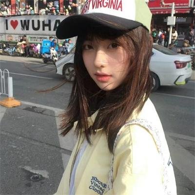 两只小猫的故事
